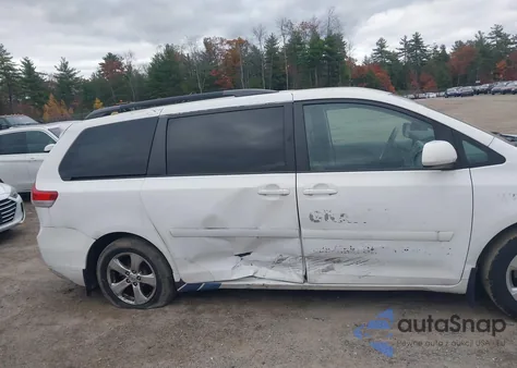 2014 Toyota Sienna Le V6 8 Passenger из США, поврежденный, VIN 5TDKK3DC0ES496382